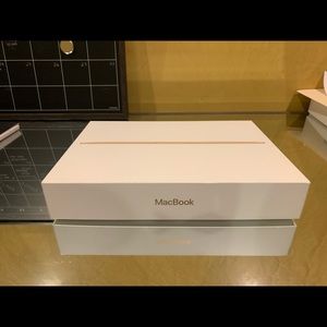 Mackbook air with apple care